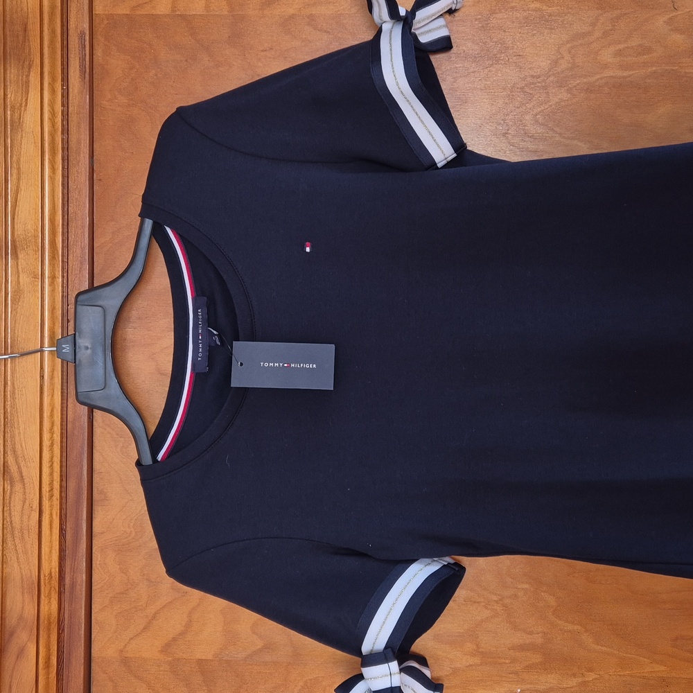 Tommy Hilfiger Women's 100% Cotton Navy Tee with Striped Bow Sleeves, size M - Picture 7 of 16